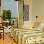 Jonic Mazzaro 3* Taormina