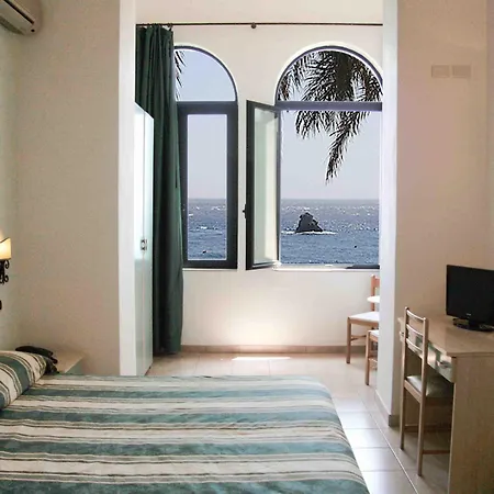 Jonic Mazzaro 3* Taormina