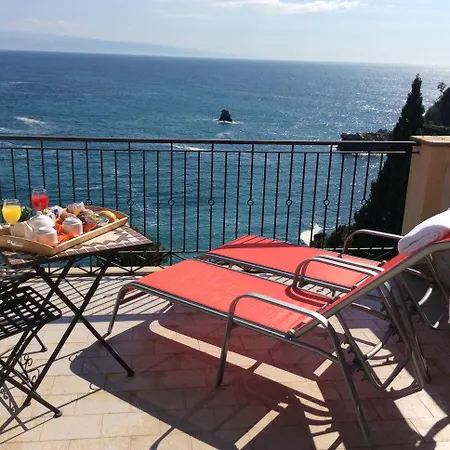 Jonic Mazzaro Hotel