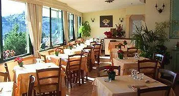 Jonic Mazzaro Hotel