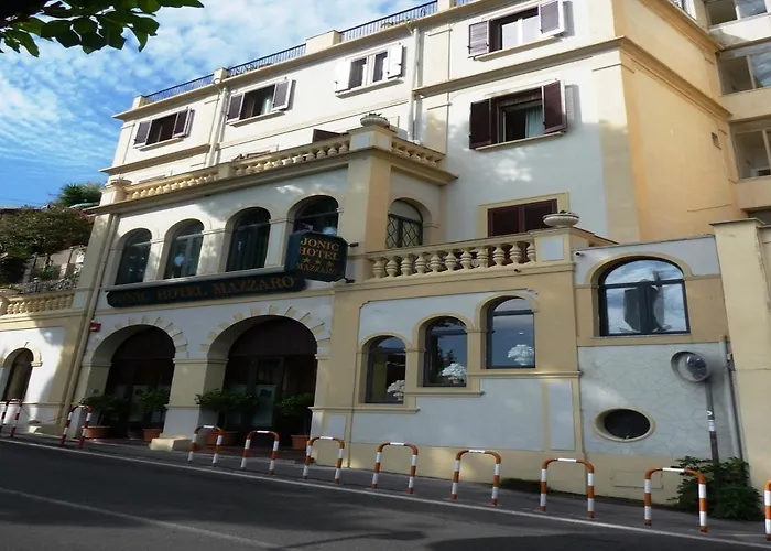 Jonic Mazzaro Hotel 3*