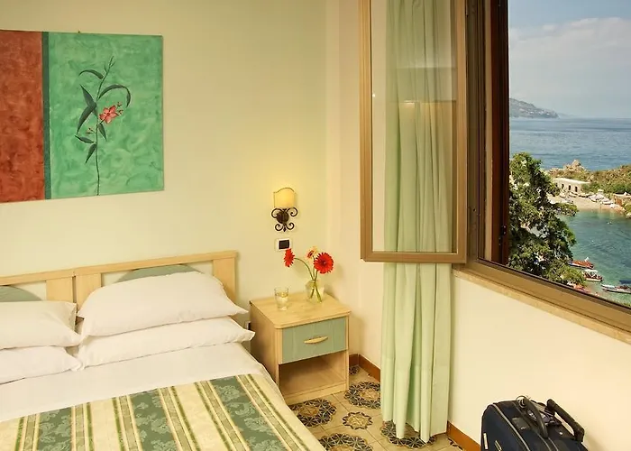 Hotel Jonic Mazzaro 3*